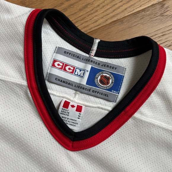 CCM NHL Ottawa Senators Embroidered Vintage 90s Hockey Jersey - Size M - Picture 7 of 15